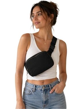 Lululemon Black Nylon Belt Bag Crossbody Everyday Fanny Pack Athleisure
